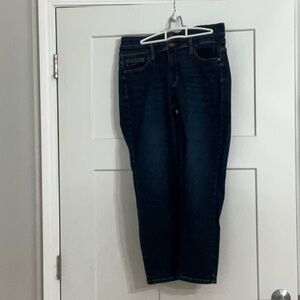 Great pair of relaxed fit Judy Blue jeans